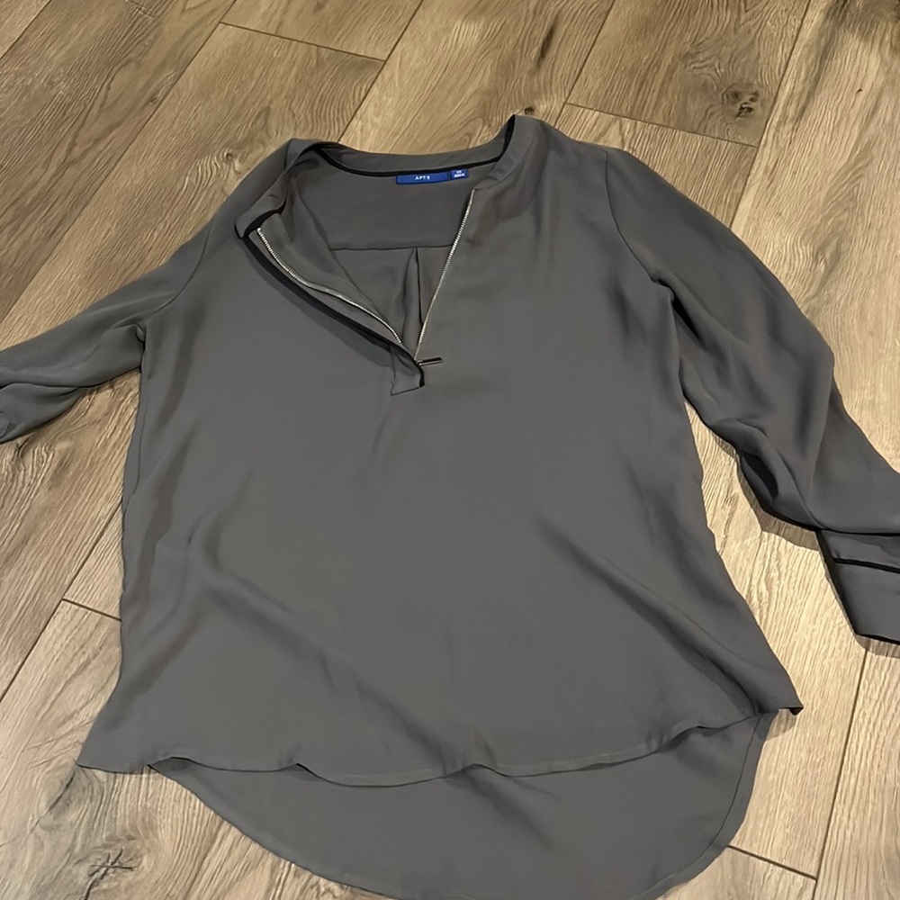 XS long sleeve, sheer gray blouse